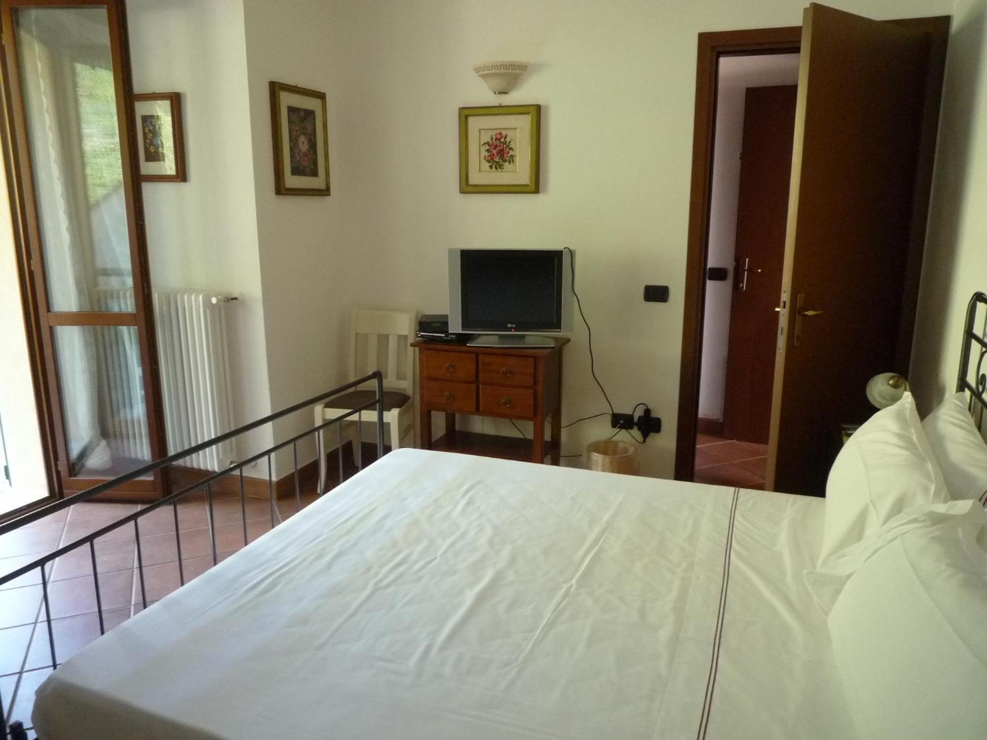 Saturnia Tuscany Country House מראה חיצוני תמונה